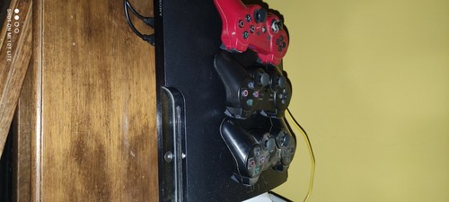 Play station usata con - 3, usata,